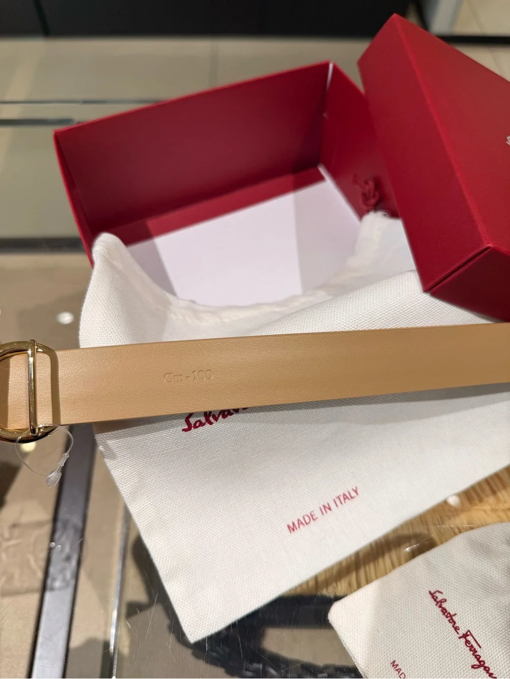 Salvatore Ferragamo Donna H.25 Calfskin Gancini Camel Belt Gold Hardware SZ 100